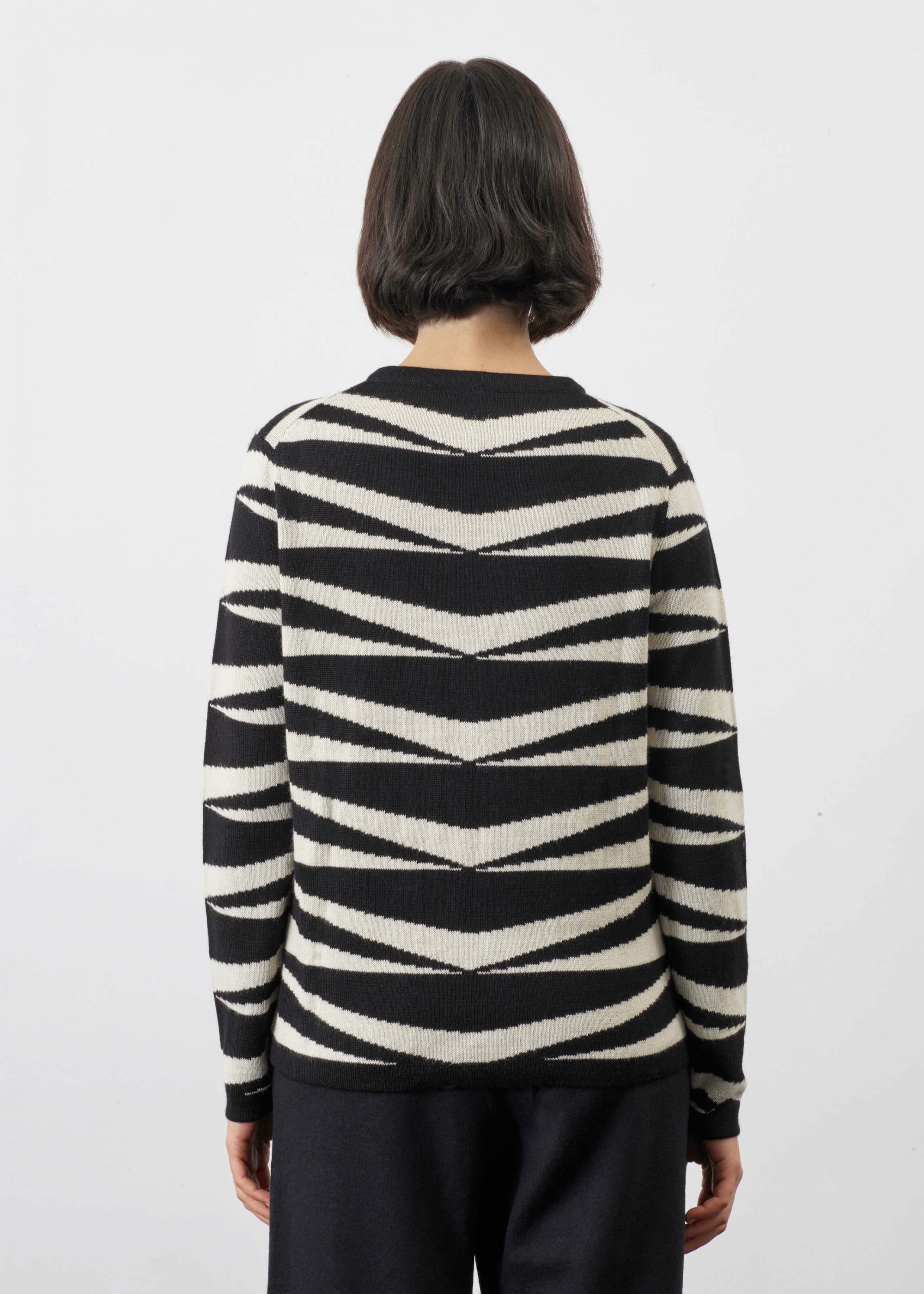 Product image for »Tao« Black White Jacquard Sweater Baby Alpaca