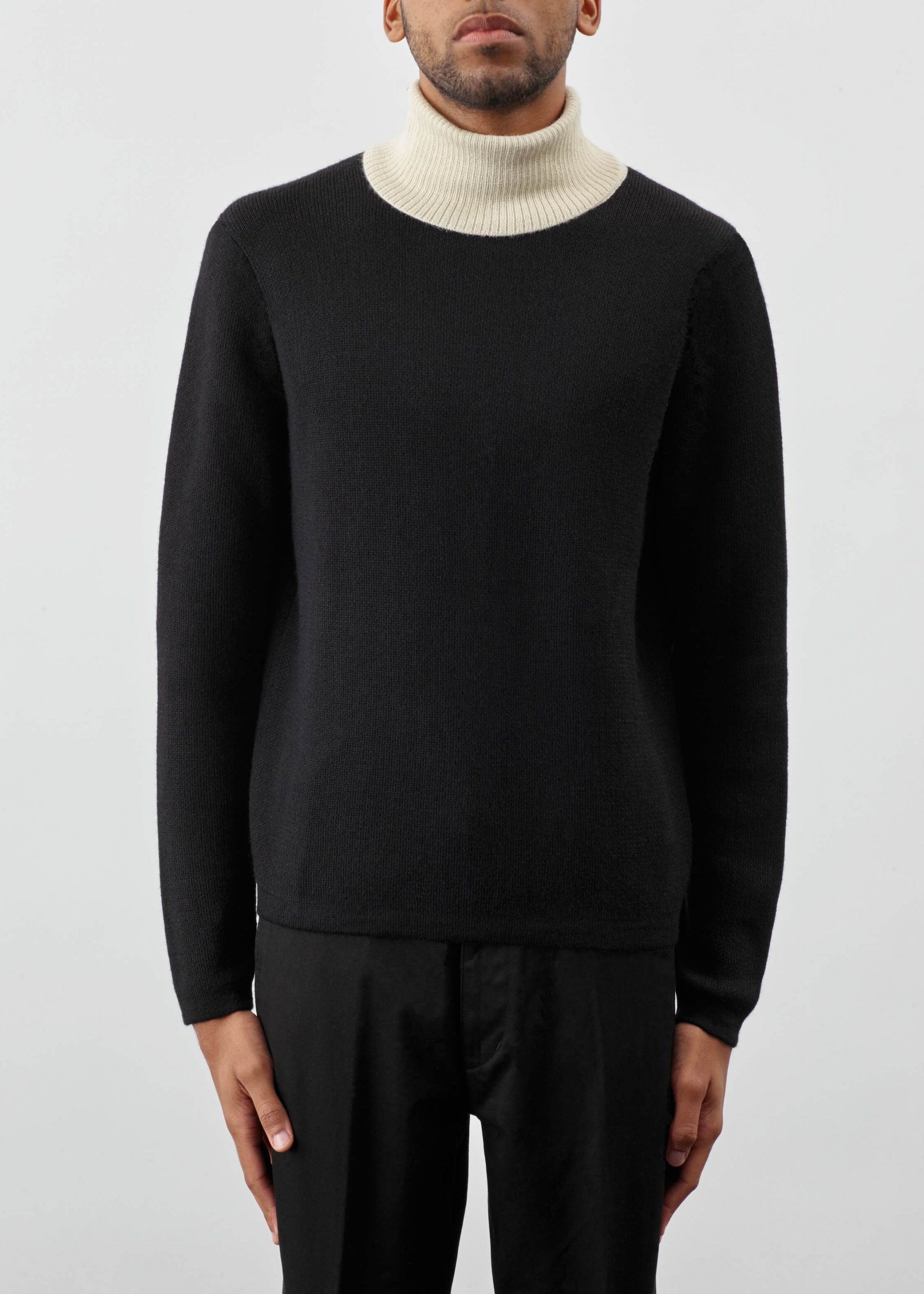 Product image for »Clergy« Turtleneck Sweater Baby Alpaca | Black Ecru