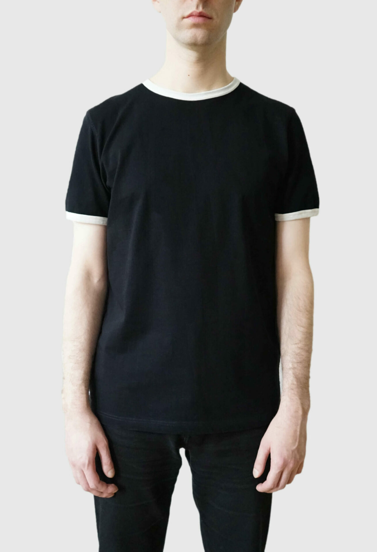 Franz Kline Ringer T-Shirt made of organic cotton in black and natural