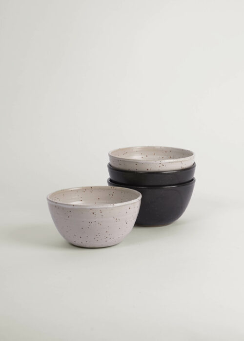 Product thumbnail image for »Balzar Burri« High Bowls 4-Set Black White | Genuine Stoneware