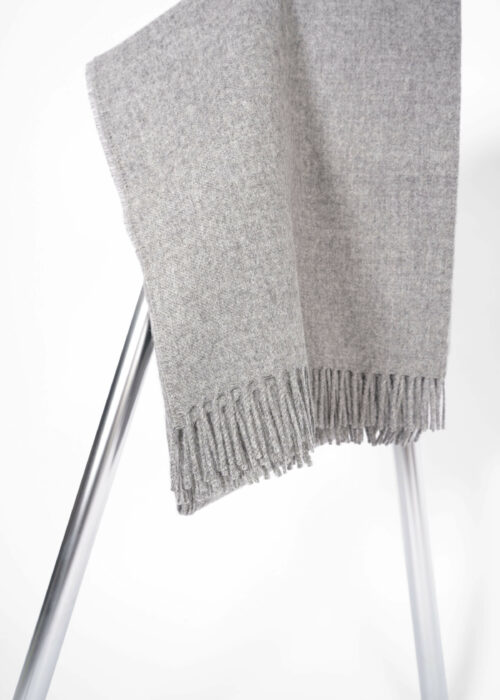 Product thumbnail image for »Odem« Woven Throw Blanket | Light Grey