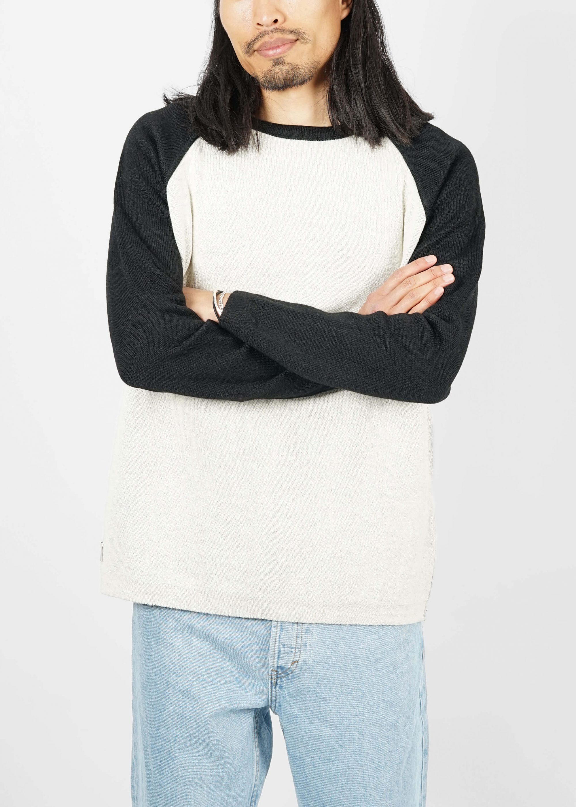 Product image for »Neo« Reversible Baseball Sweater | Black Ecru