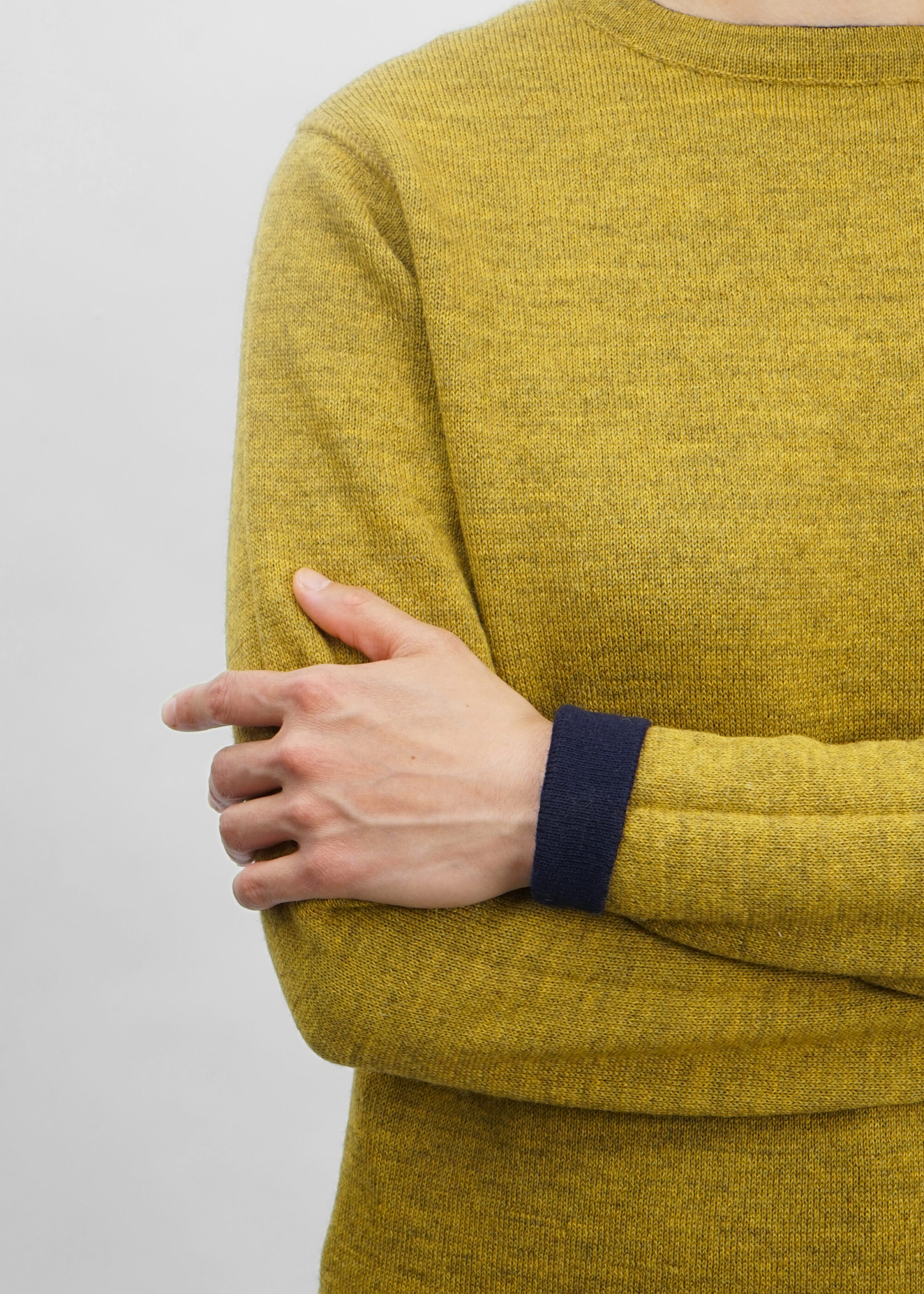 Product image for »Blauaras Mustard« Reversible Sweater Baby Alpaca | Navy Yellow