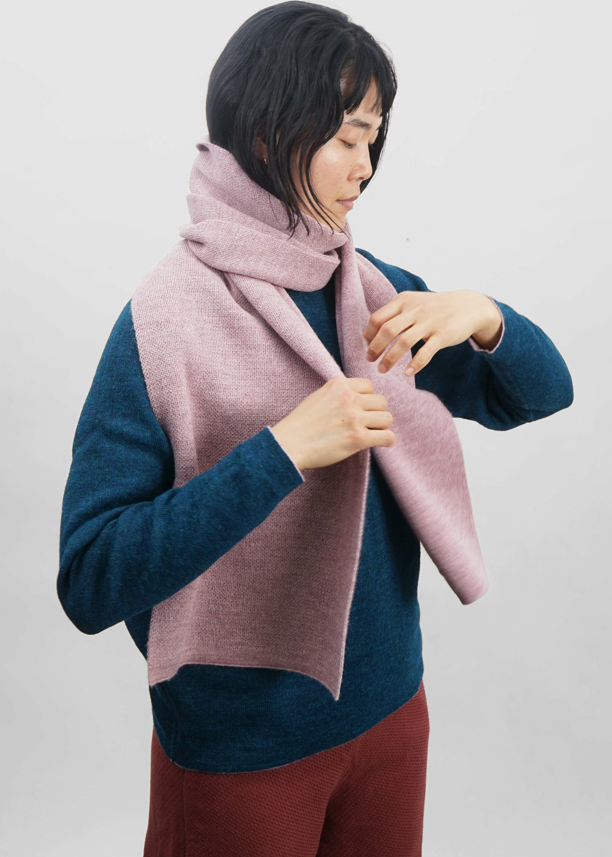 Product image for »Perriand« Pale Pink Scarf 100% Alpaca