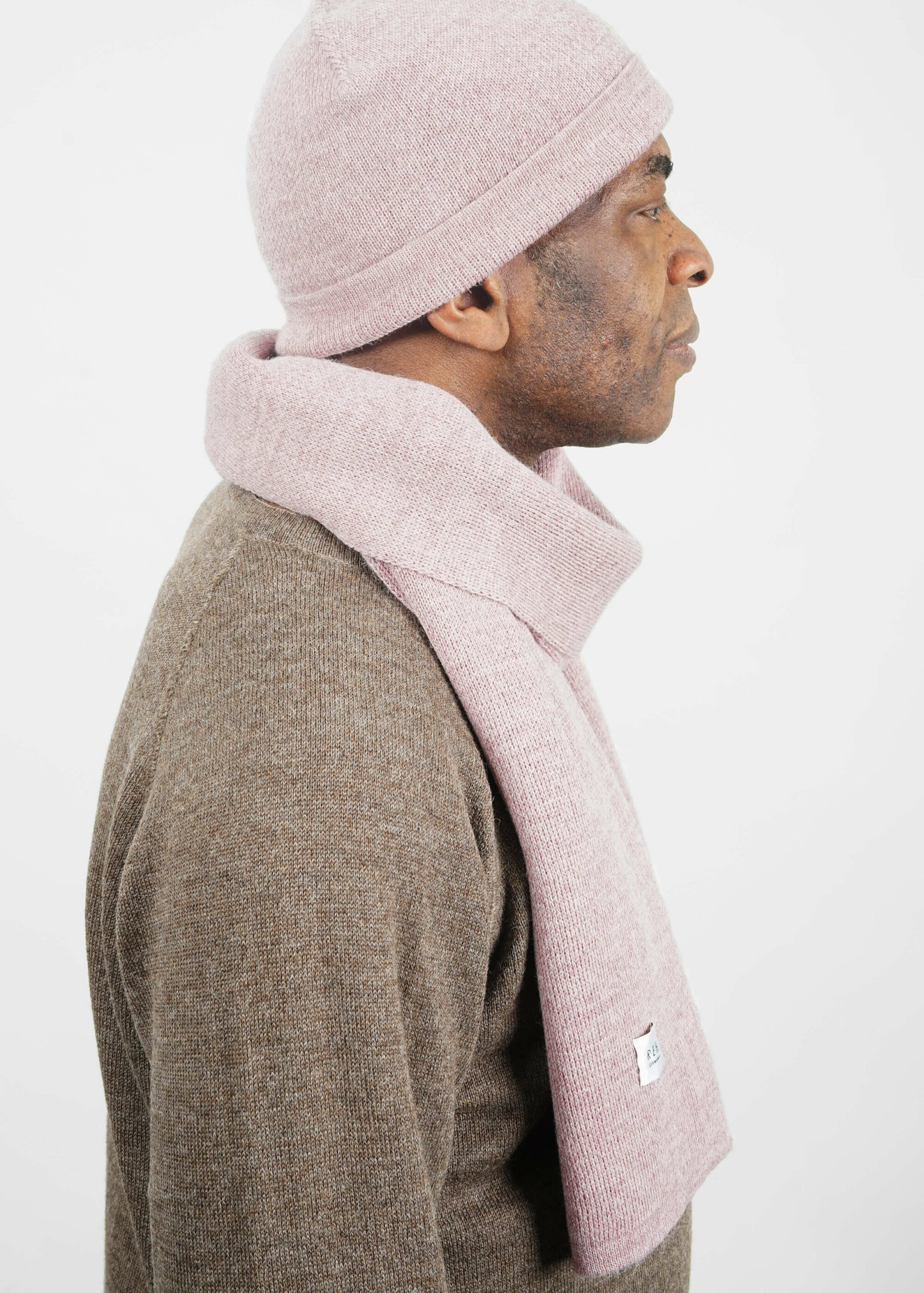 Product image for »Perriand« Pale Pink Beanie Alpaca