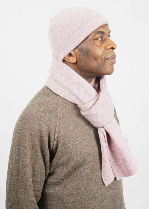 Product thumbnail image for »Perriand« Pale Pink Beanie Alpaca